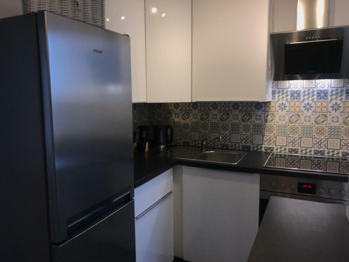 On The Corner Apartment Катовице Екстериор снимка